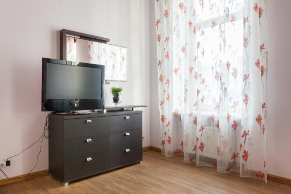 Апартаменты Двухкомнатные Для 6Х Около Парка В Центре Lviv Ngoại thất bức ảnh